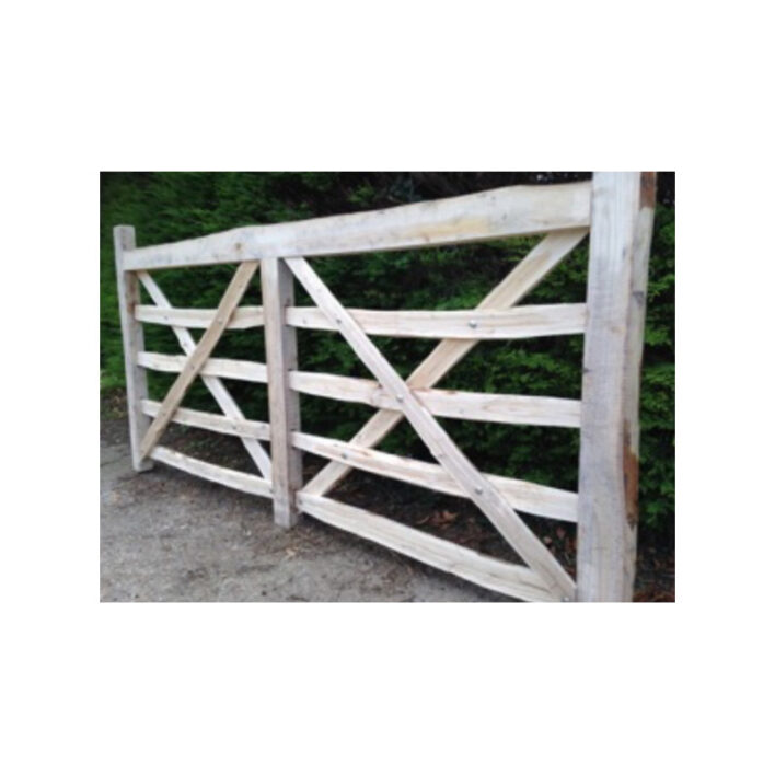 Cleft Chestnut 5 Bar Gate