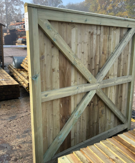 Pair of Country Gates – Special Offer