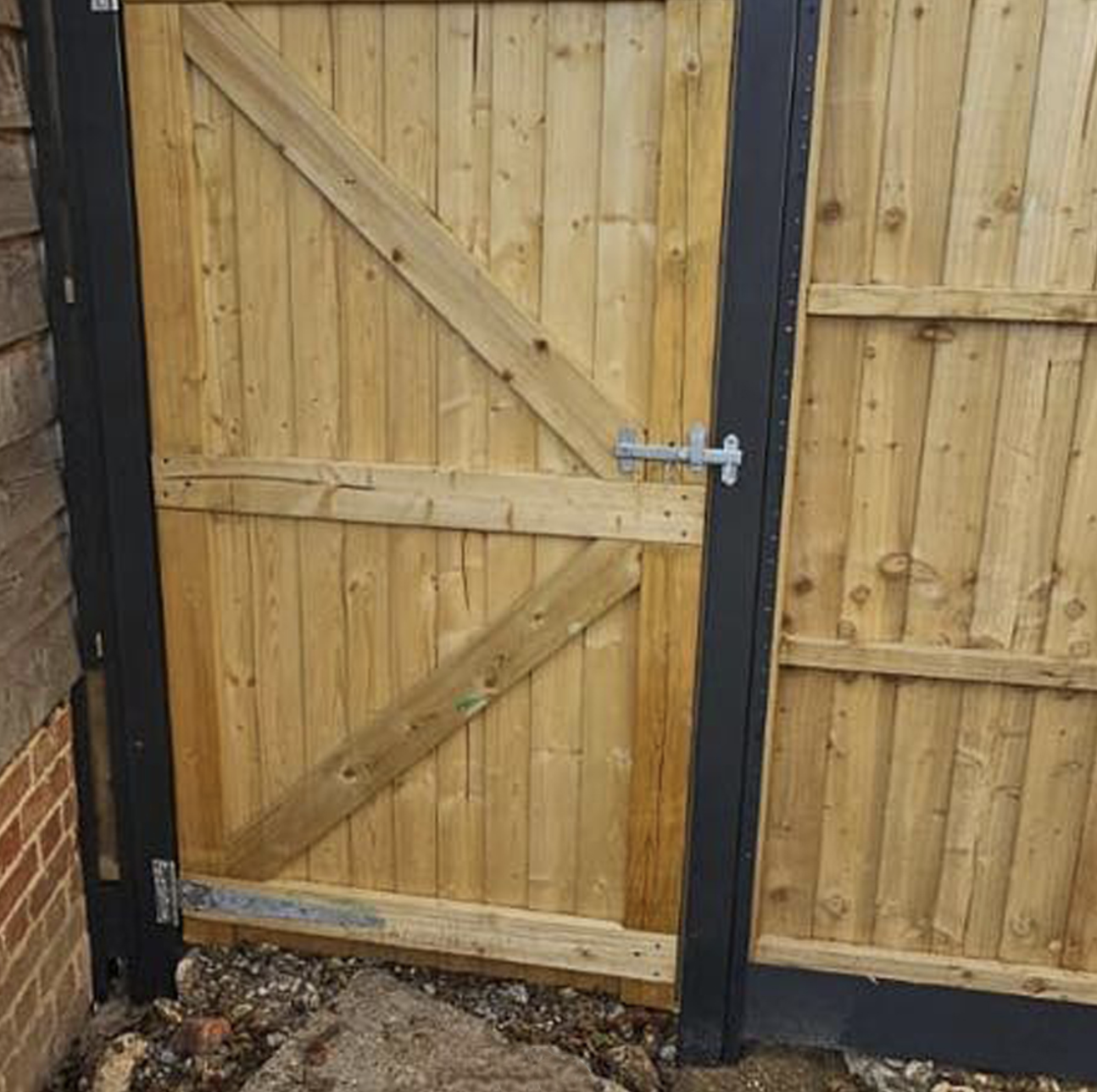 Anthracite Grey DuraPost Fence Post System Anthracite Grey DuraPost Fence Post System