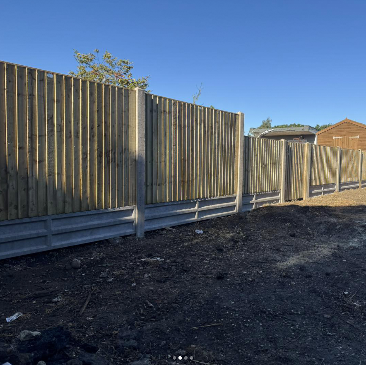 closeboard fencing installation